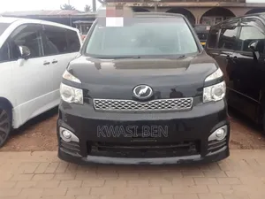 Toyota Voxy 2013 Black