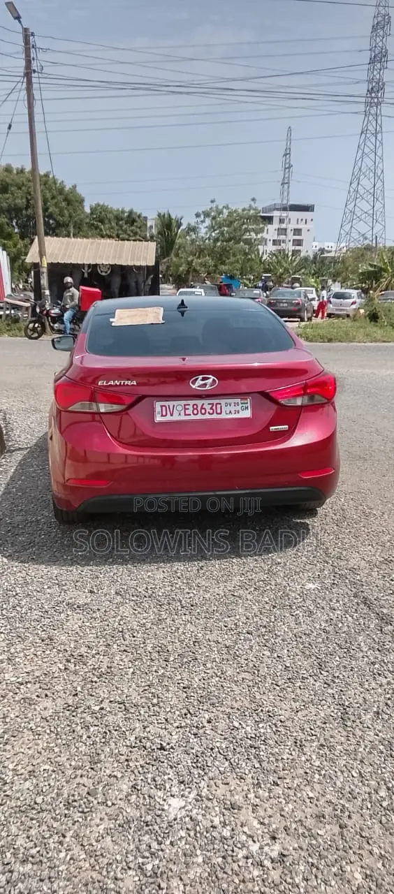 Hyundai Elantra 2016 Red