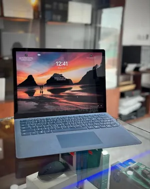 Laptop Microsoft Surface Laptop 2 16GB Intel Core i7 SSD 512GB