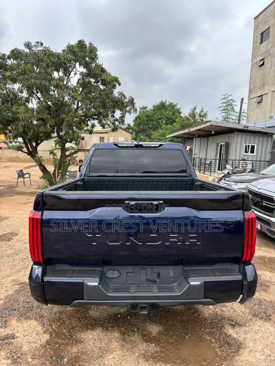 Toyota Tundra 2022 Blue