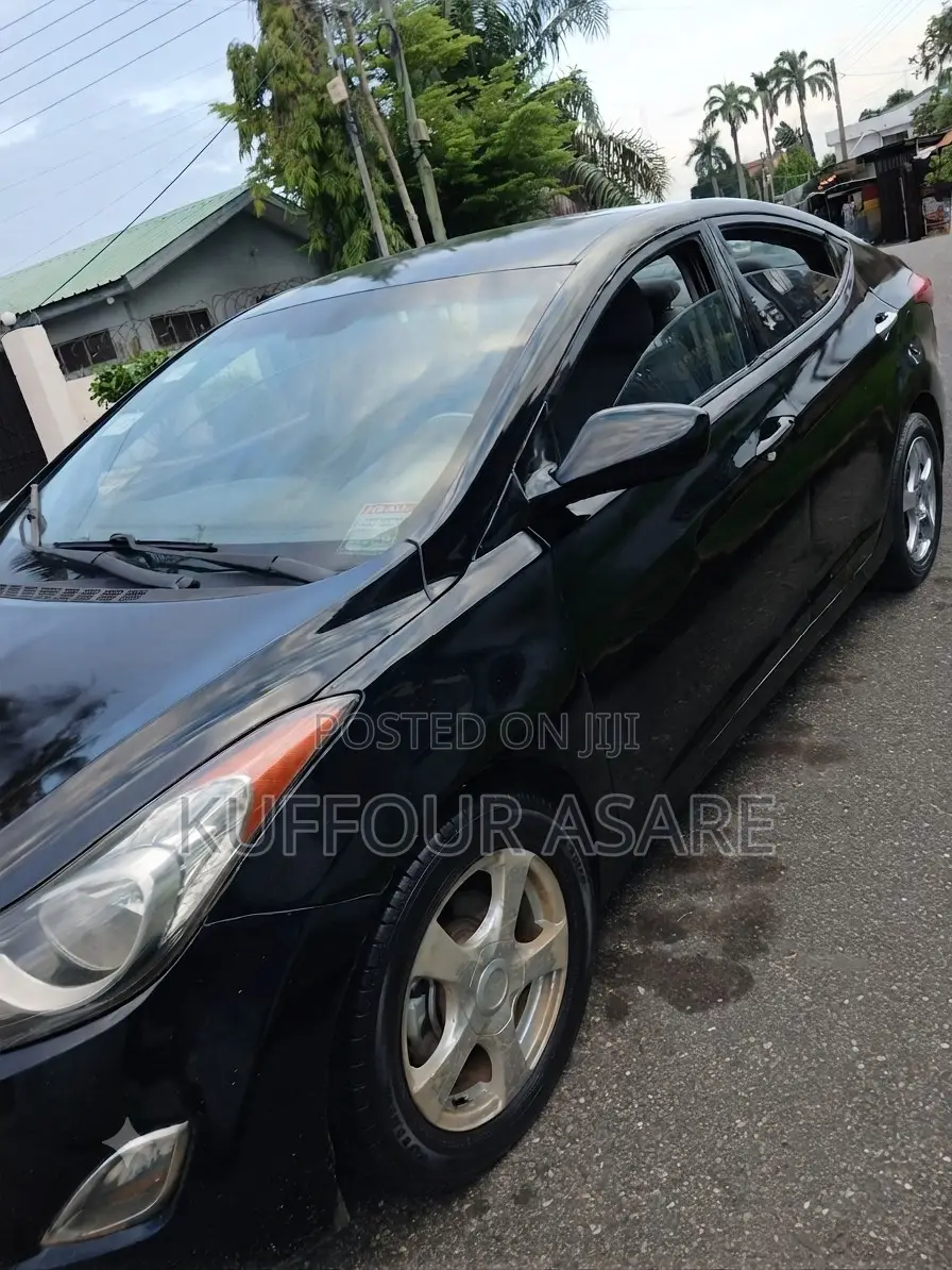 Hyundai Elantra GLS Sedan FWD (1.8L 4cyl 6A) 2013 Black