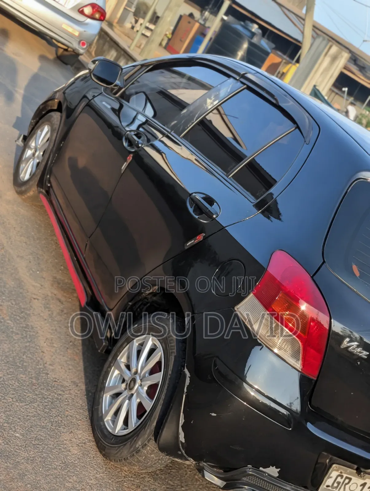 Toyota Vitz 2010 Black