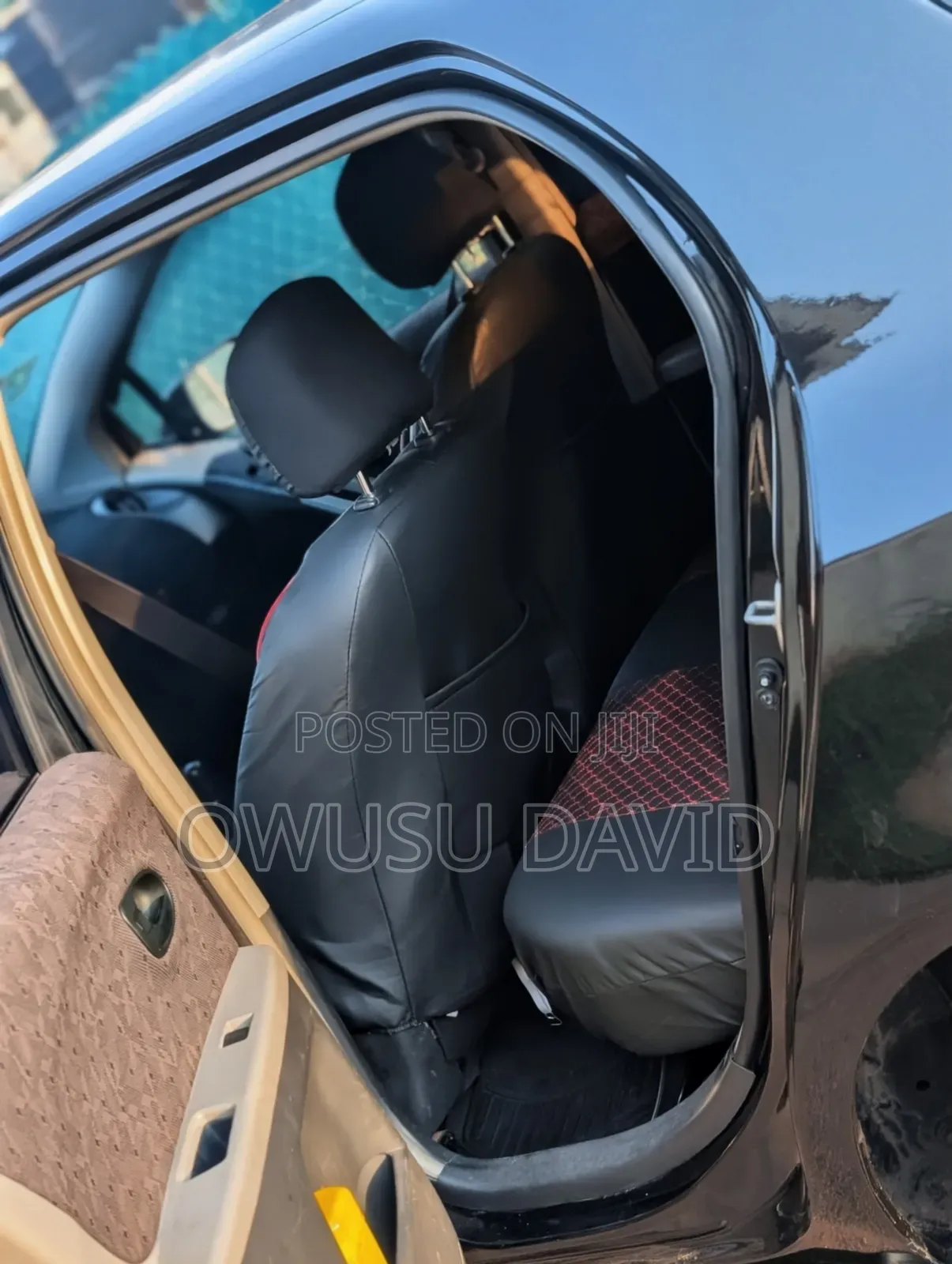 Toyota Vitz 2010 Black