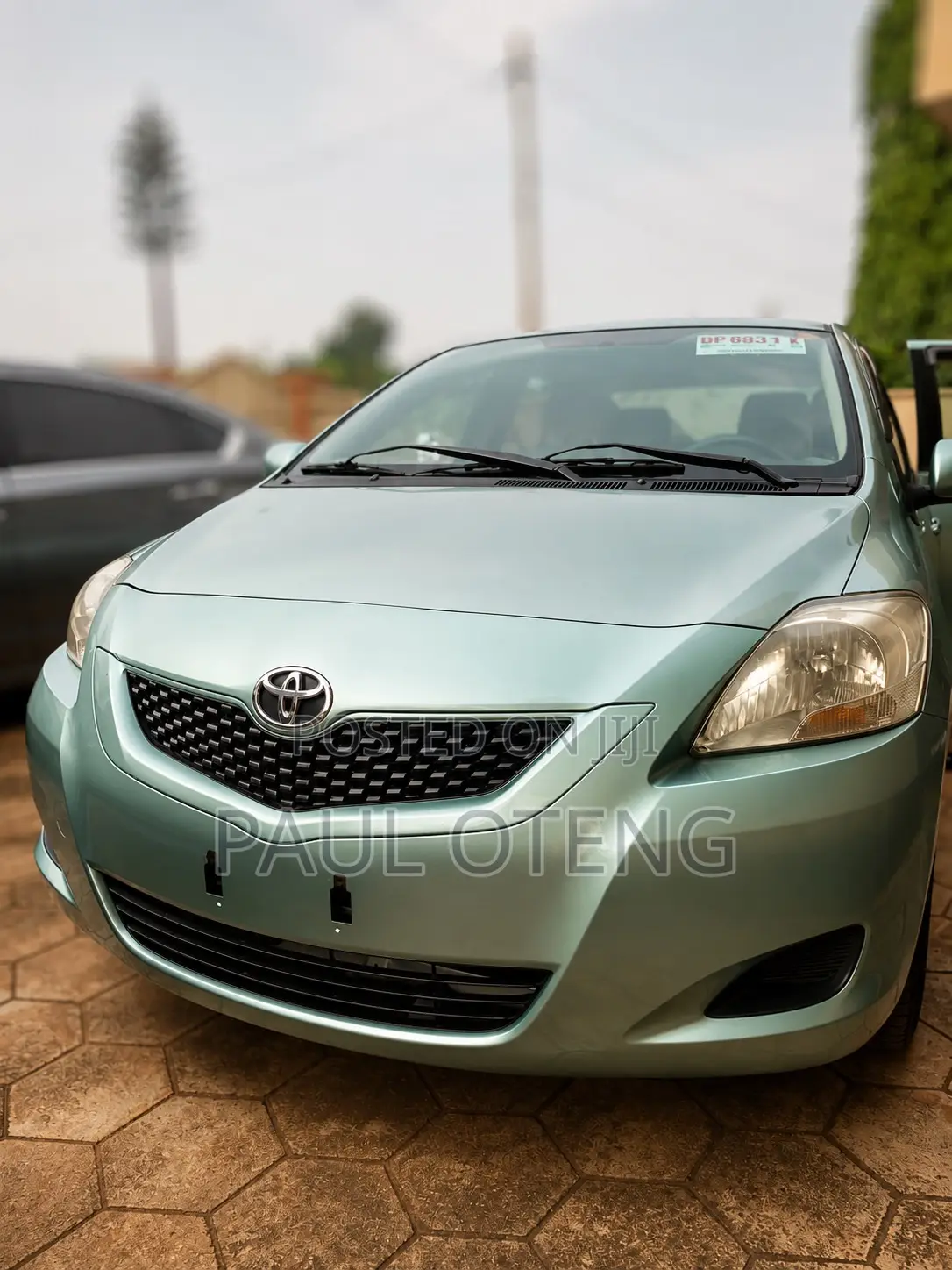 Toyota Belta 2012 Silver