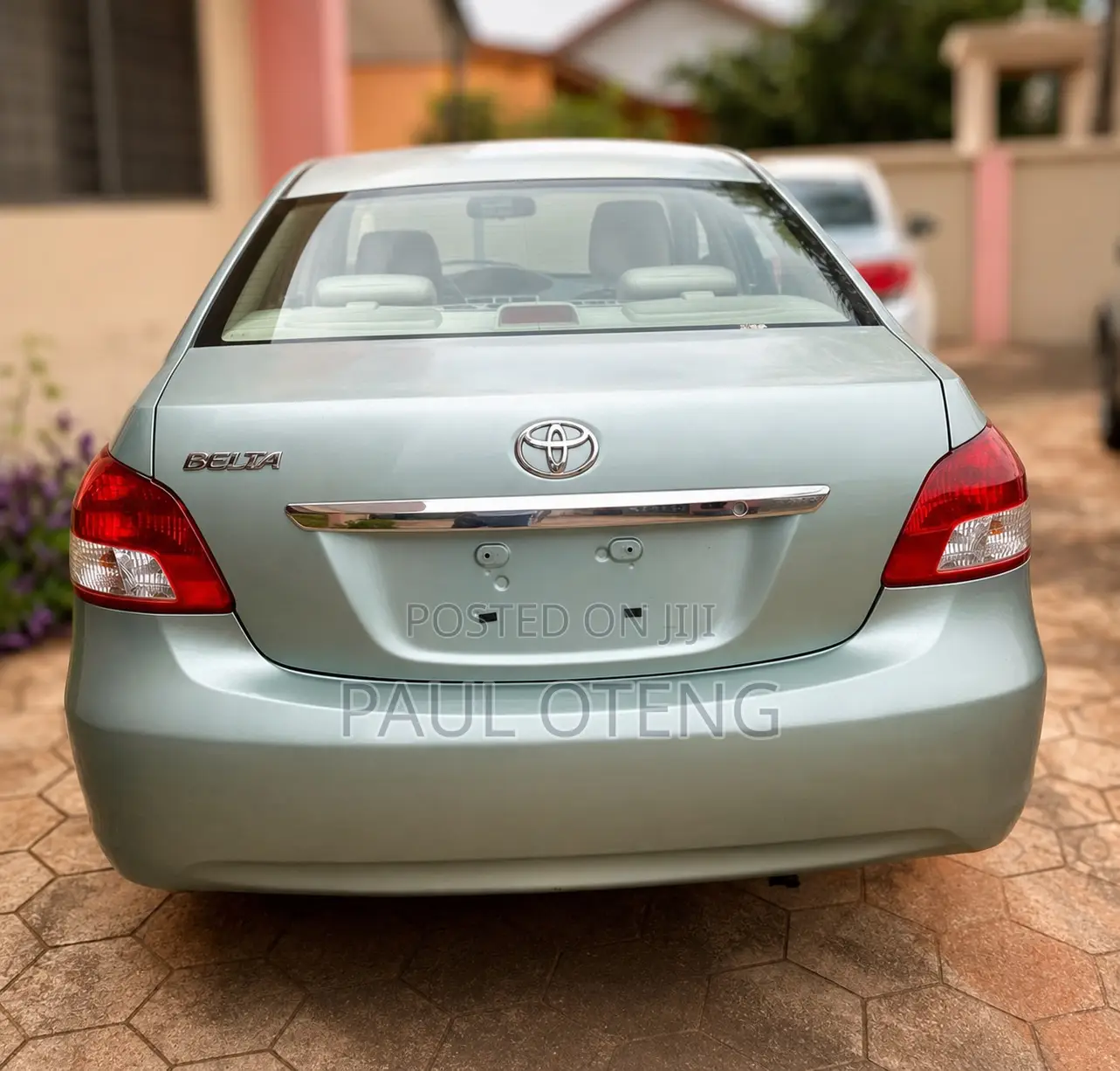 Toyota Belta 2012 Silver