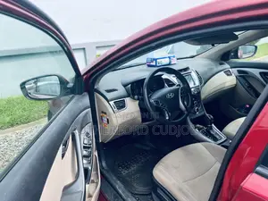 Hyundai Elantra Limited 4dr Sedan (1.8L 4cyl 6A) 2015 Maroon