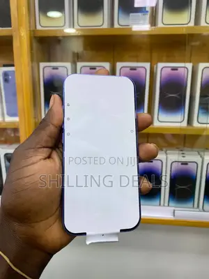 New Apple iPhone 16 128 GB White