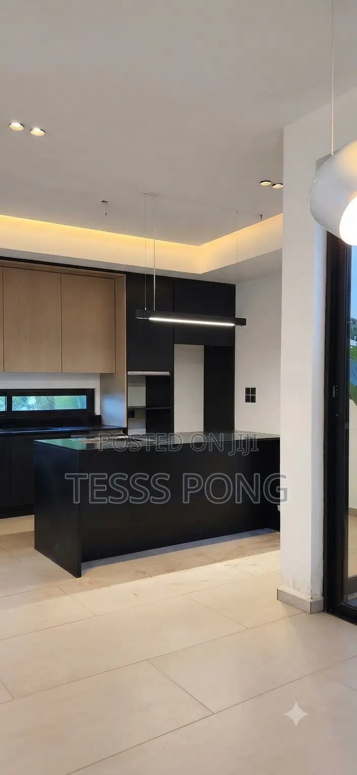 3bdrm House in Tesspong Properties, Malejor for sale