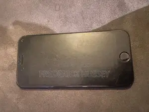 Apple iPhone SE 64 GB