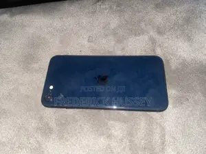 Apple iPhone SE 64 GB