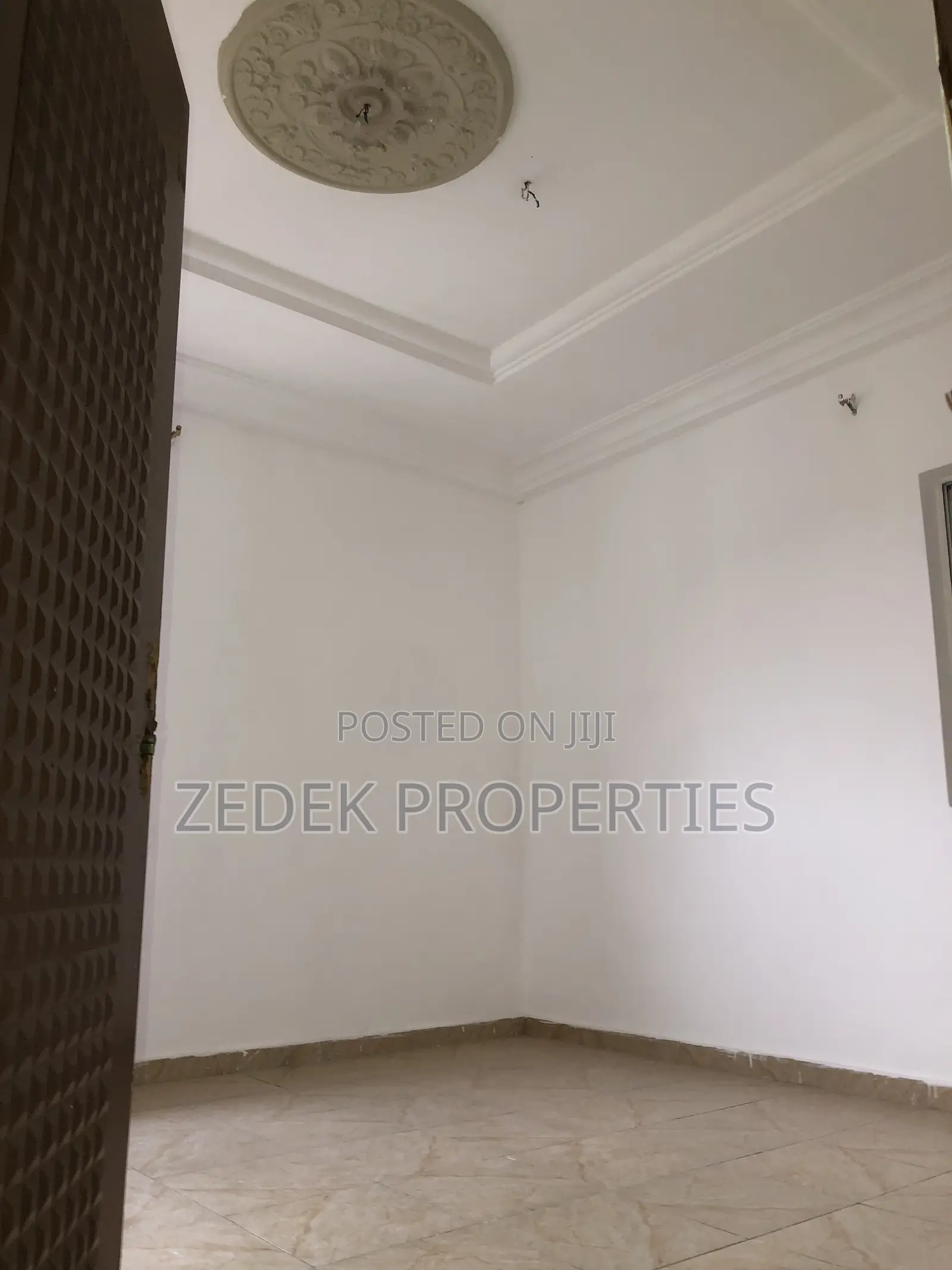 2bdrm Apartment in Ashomang for rent