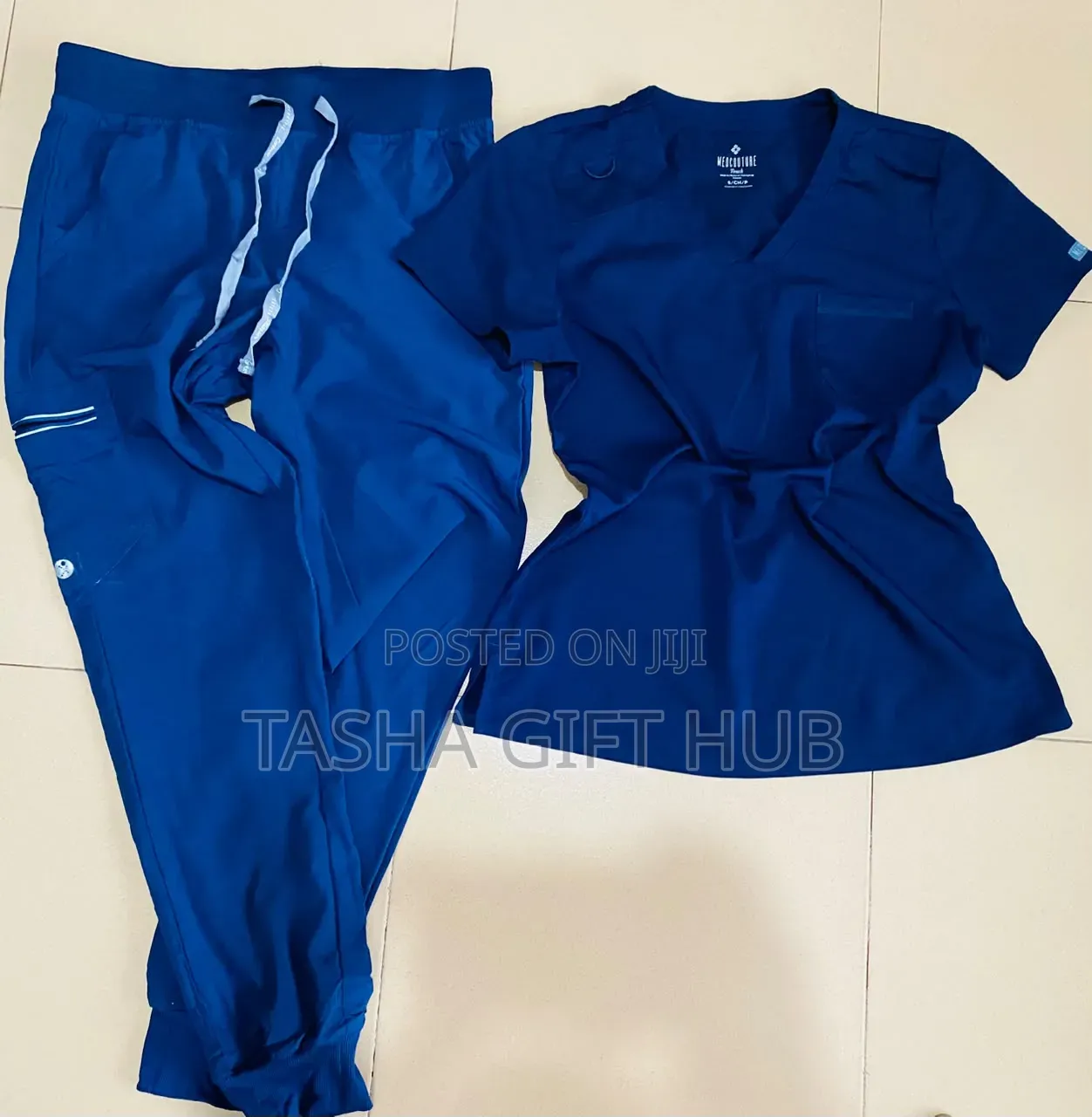 Medical Scrubs(All Sizes)Nb U Can Get 2 Tops and a Down 120g