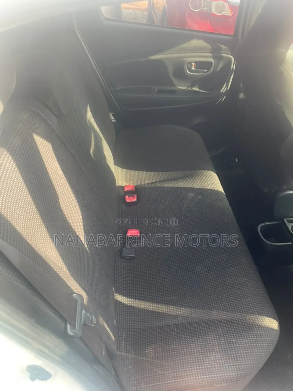 Toyota Vitz 2015 White