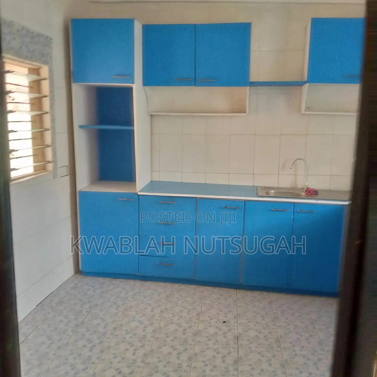 1bdrm Room & Parlour in Cold Store for rent