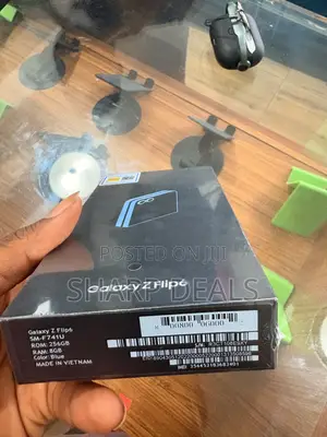 New Samsung Galaxy Z Flip6 256 GB Blue
