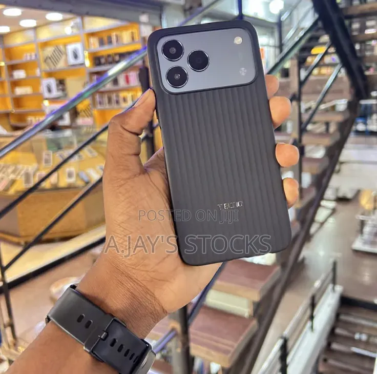 New Tecno Spark 50 128 GB Black