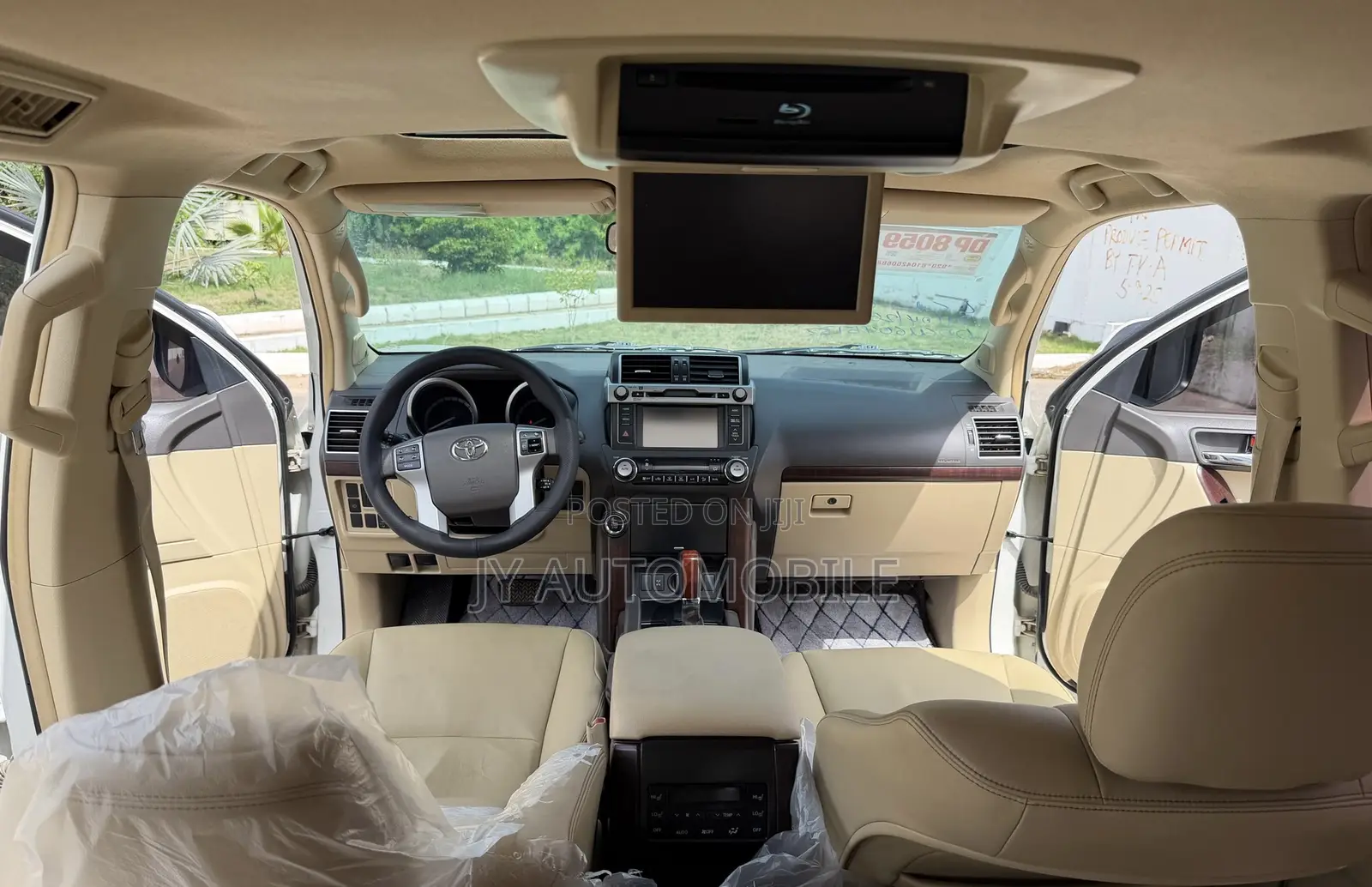Toyota Land Cruiser Prado 2017 White
