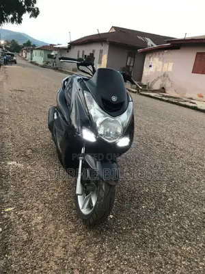 Yamaha Majesty 2017 Black