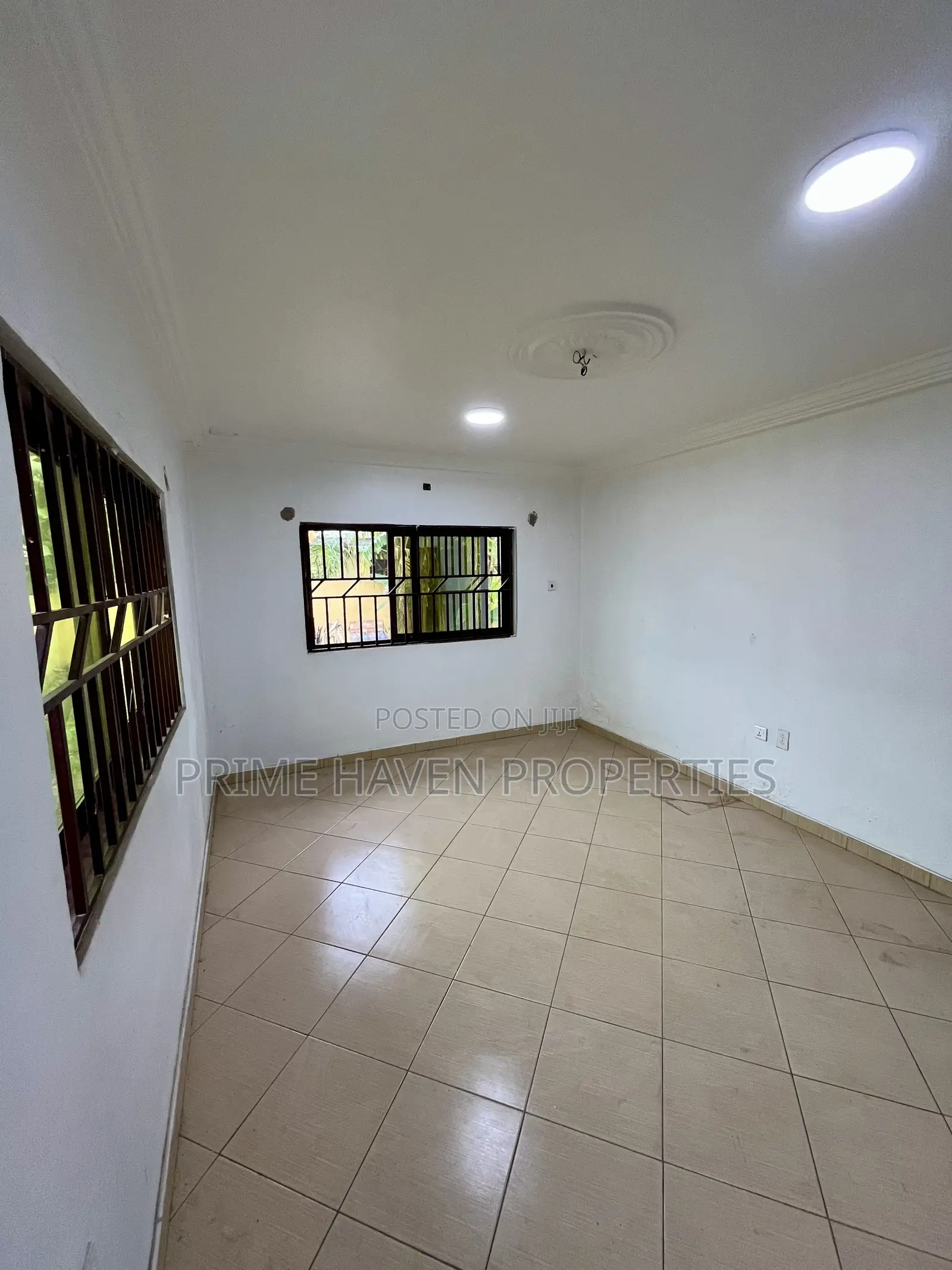 5bdrm House in Accra Metropolitan for rent