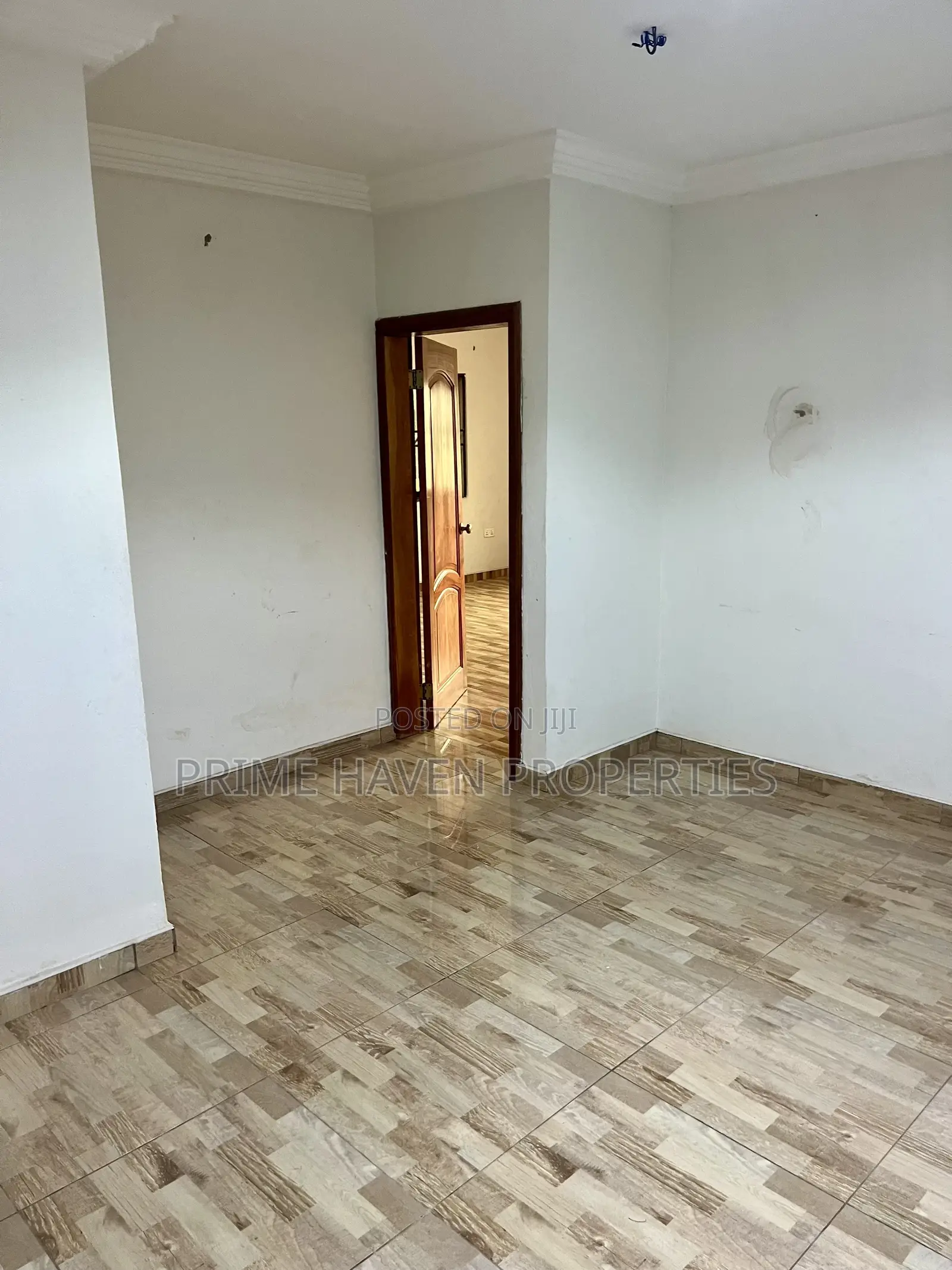 5bdrm House in Accra Metropolitan for rent