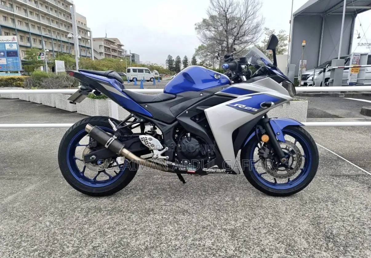 New Yamaha 2016 Blue