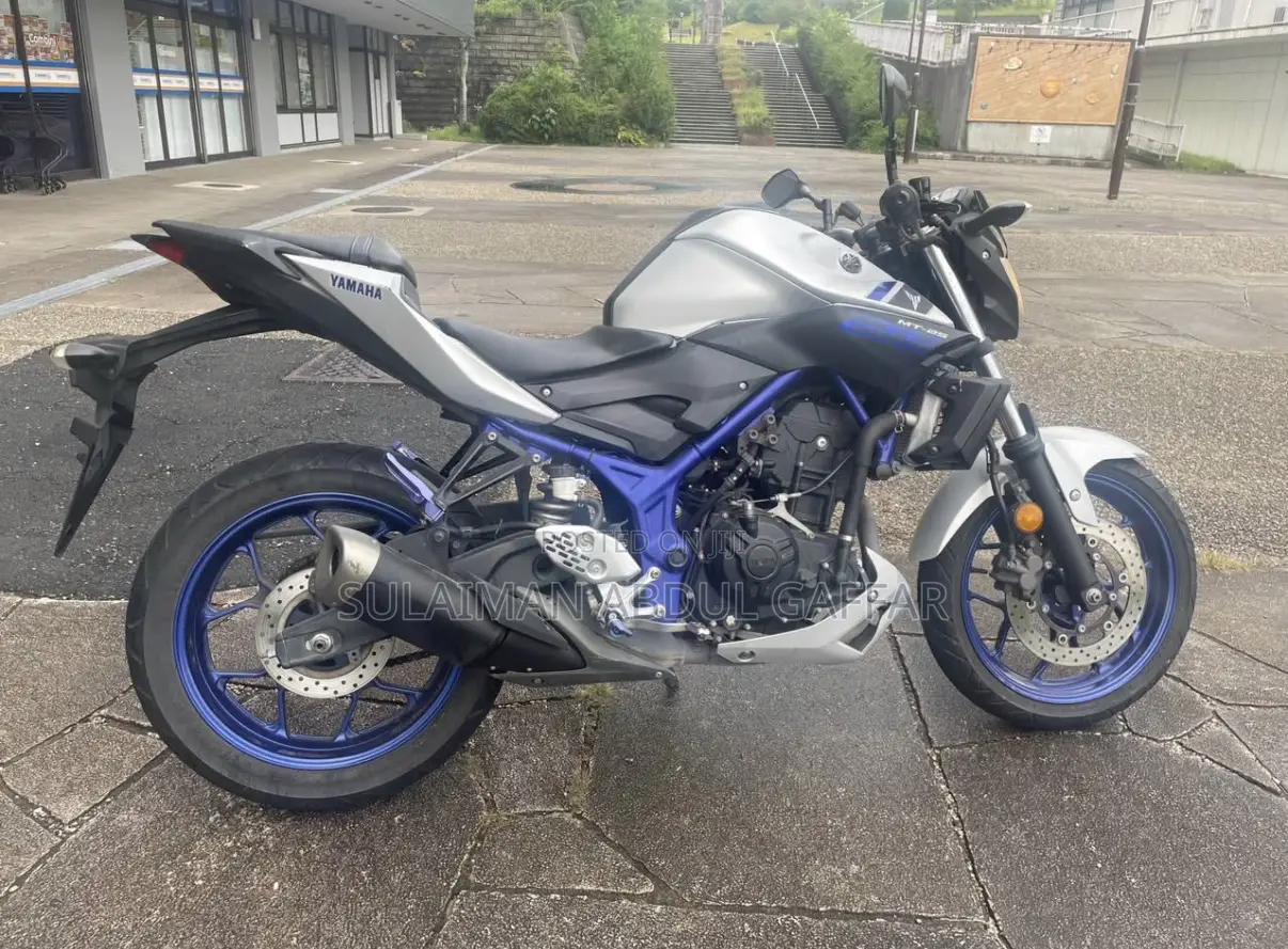 Yamaha 2016 Blue