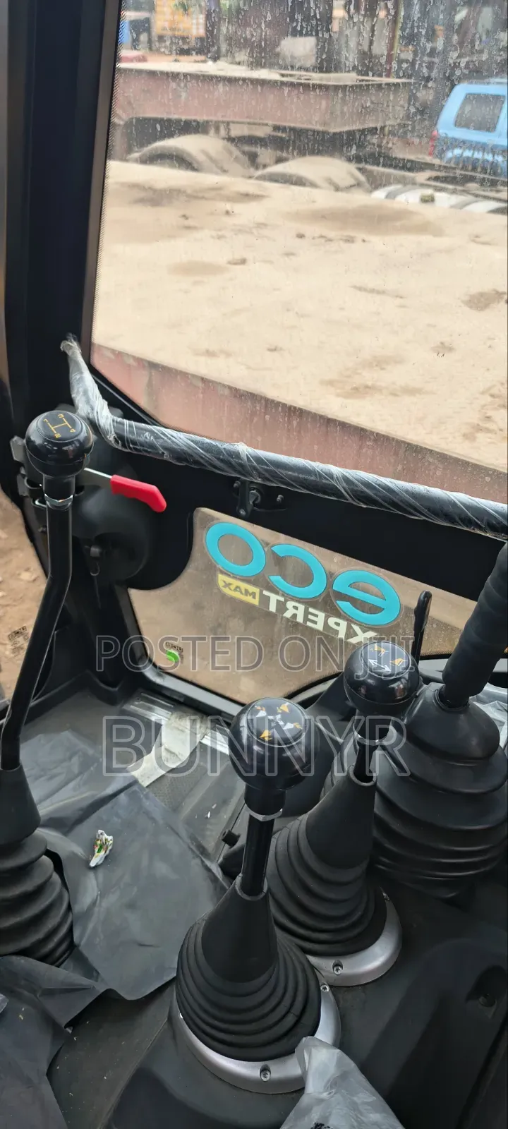 JCB 3dx Plus - 4x4 | Open Bucket | Extension Boom