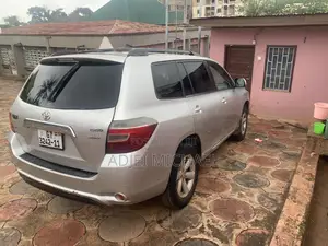 Toyota Highlander Limited 2010 Silver