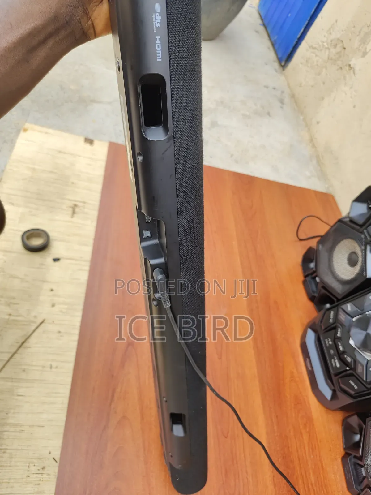 Samsung All in One Sound Bar Hw-S60t