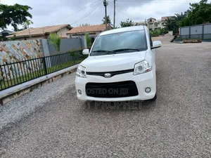 Toyota Sienta 2013 White