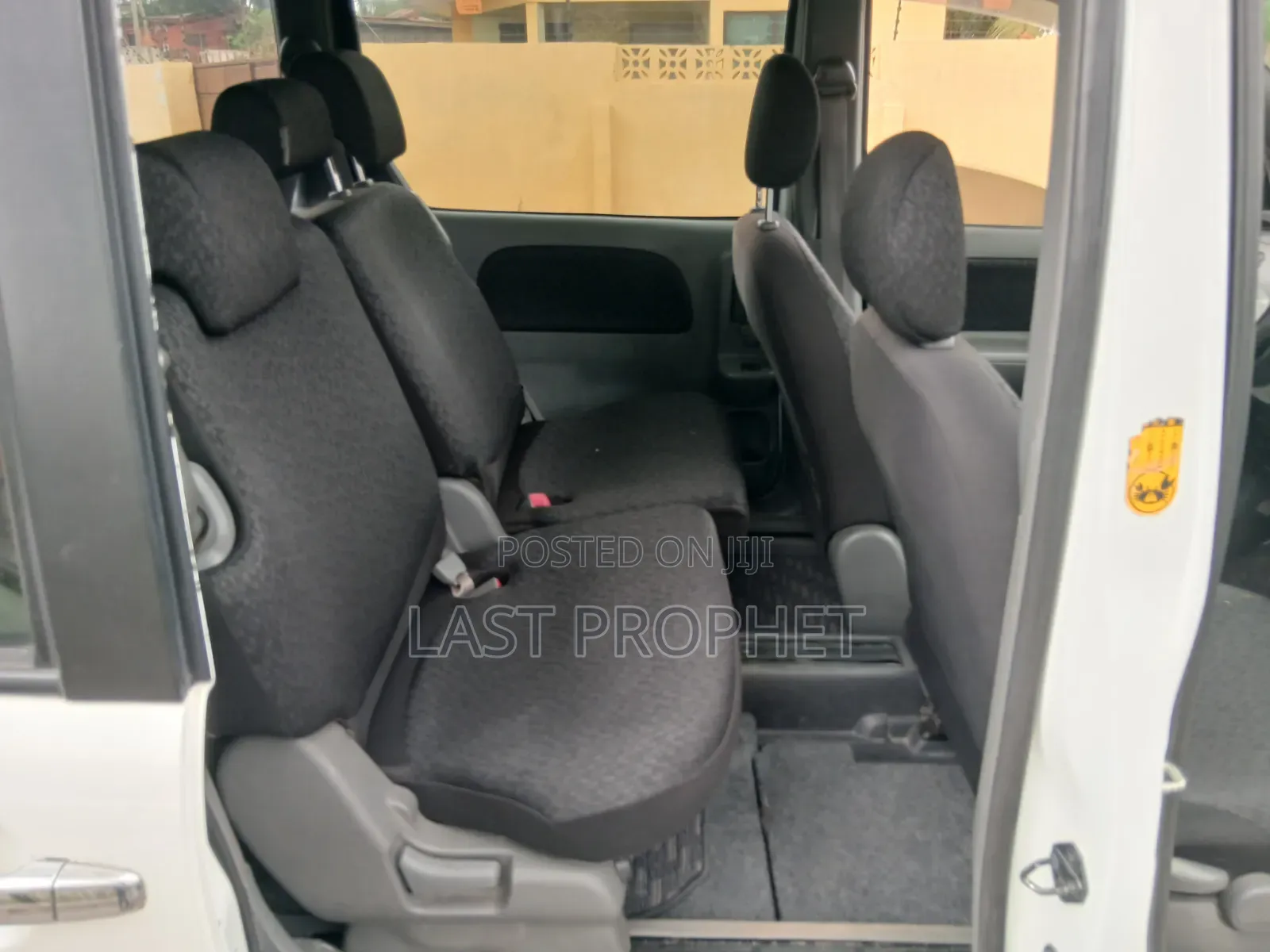 Toyota Sienta 2013 White