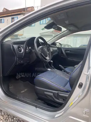 Toyota Corolla SE (1.8L 4cyl 2A) 2019 Silver