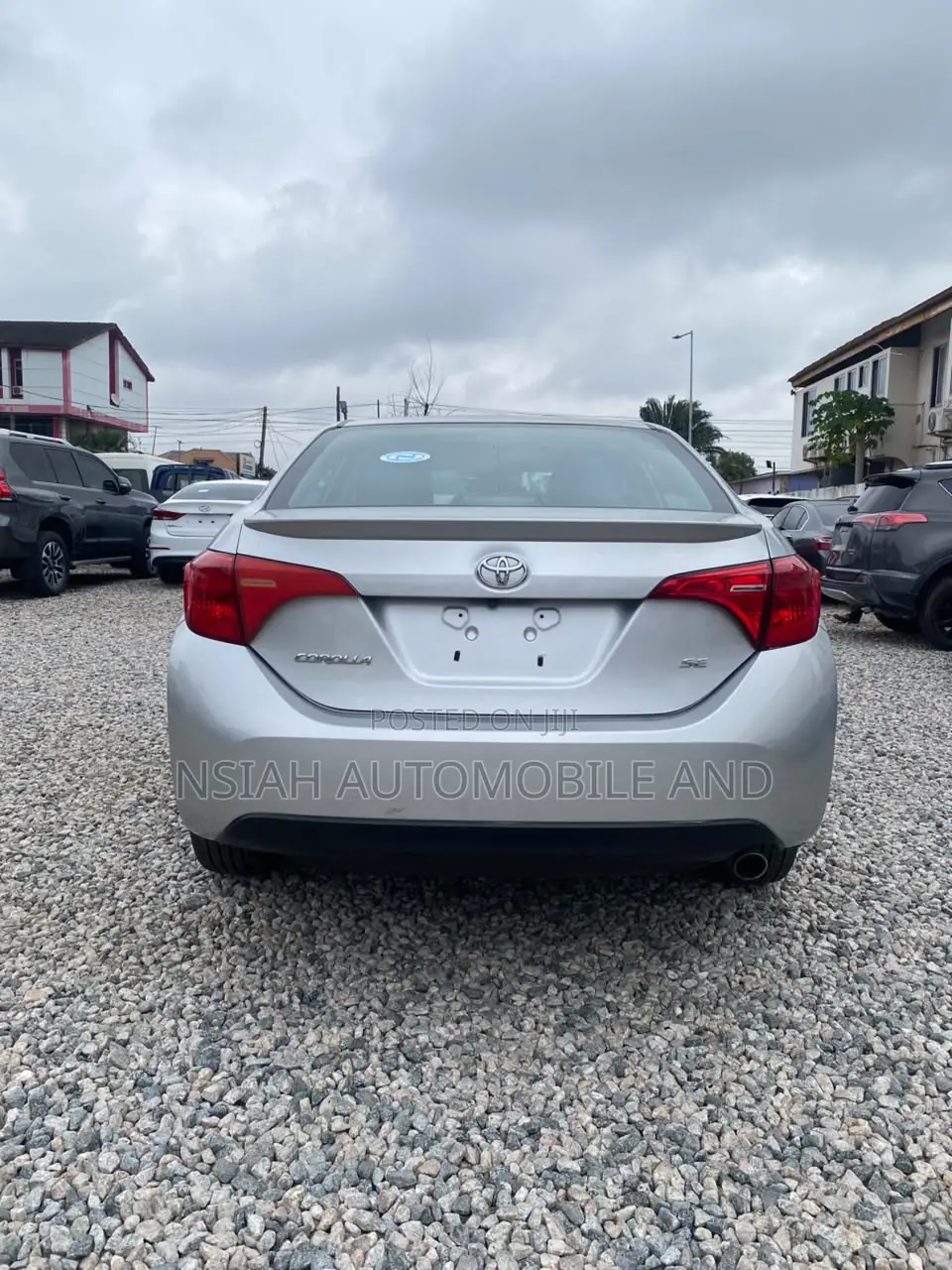 Toyota Corolla SE (1.8L 4cyl 2A) 2019 Silver