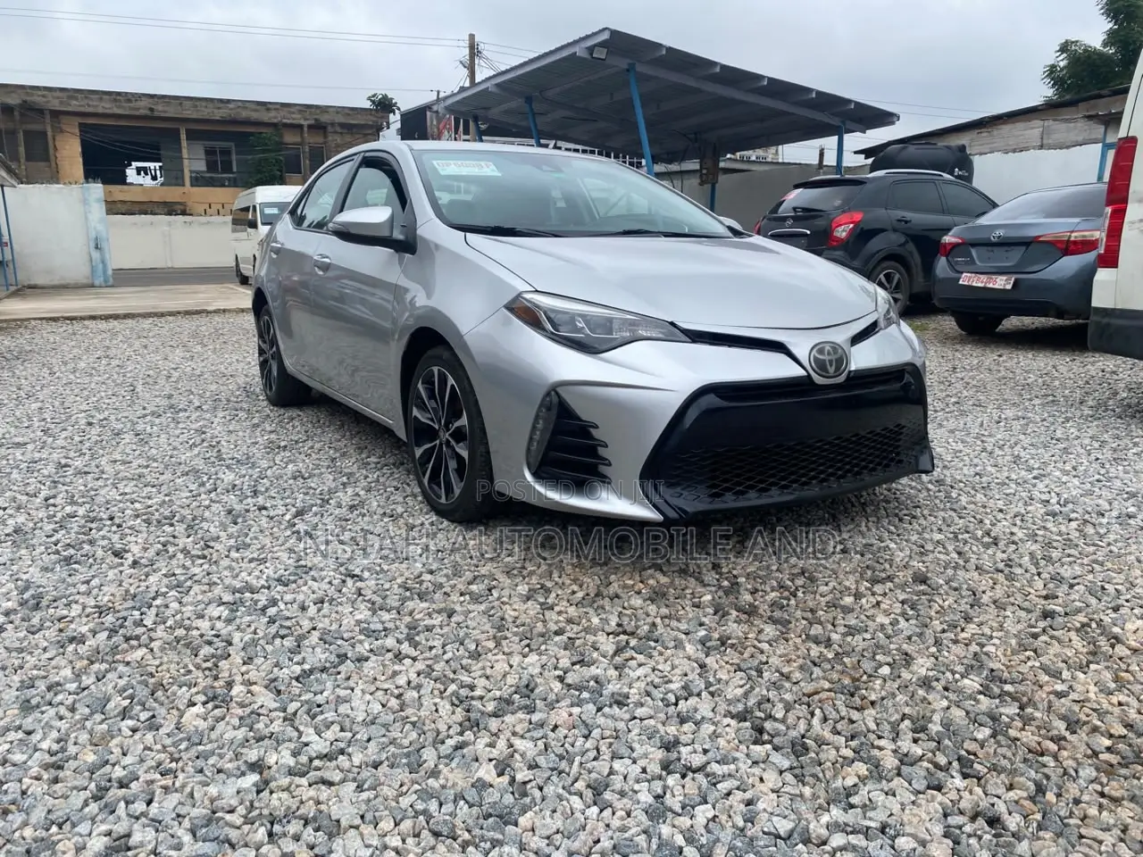 Toyota Corolla SE (1.8L 4cyl 2A) 2019 Silver