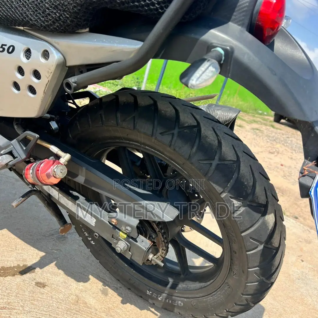 Motorcycle 2025 Brown