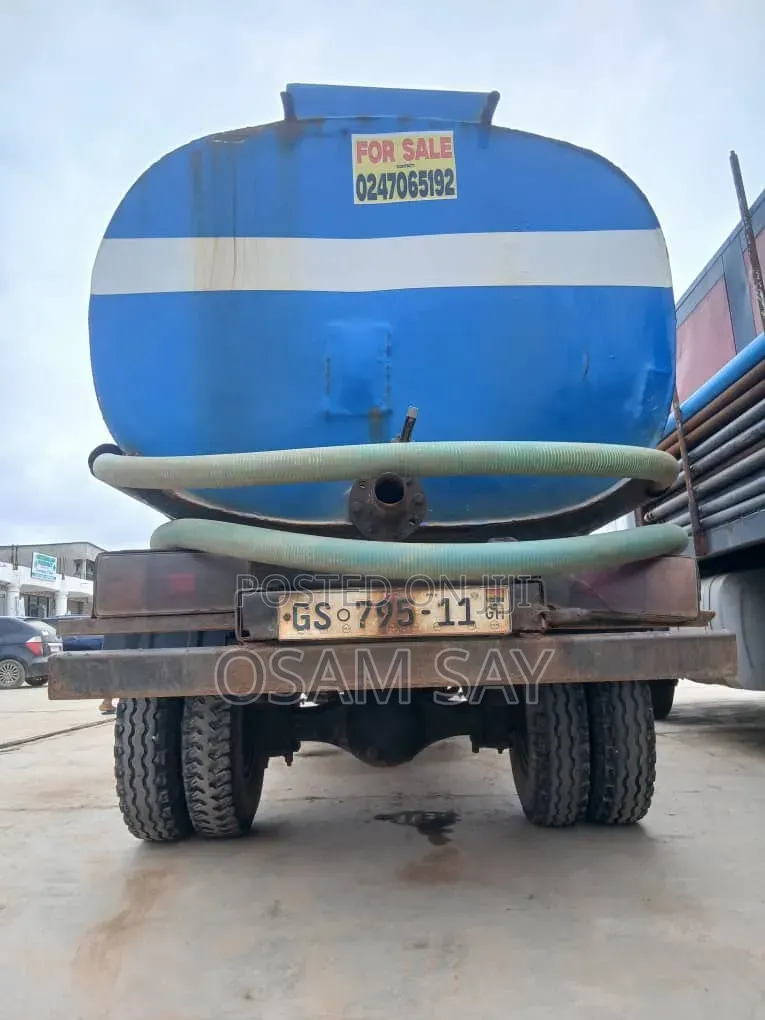 Hyundai Mighty Water Tanker
