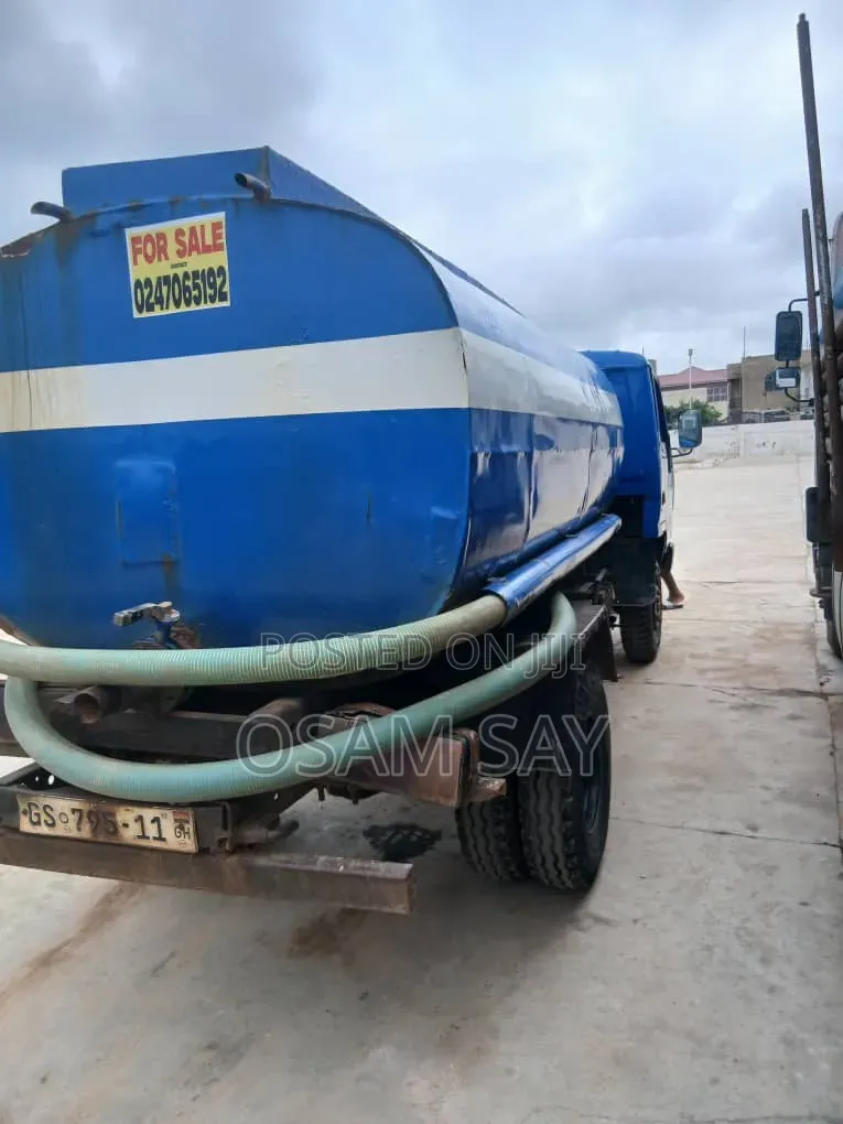 Hyundai Mighty Water Tanker