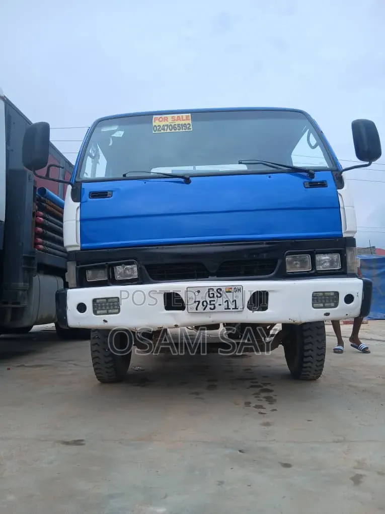 Hyundai Mighty Water Tanker