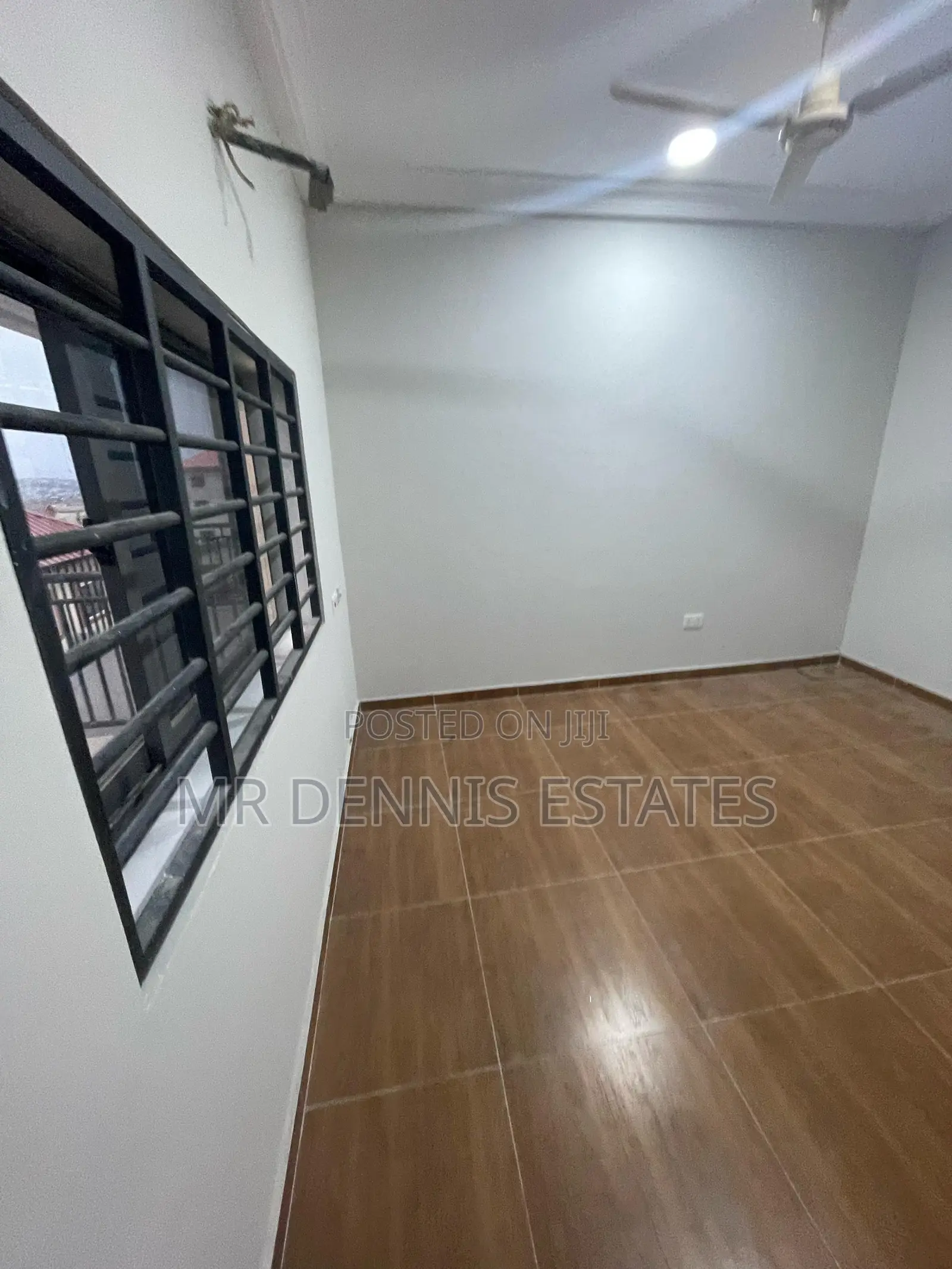 3bdrm Apartment in Westhills Mall for rent