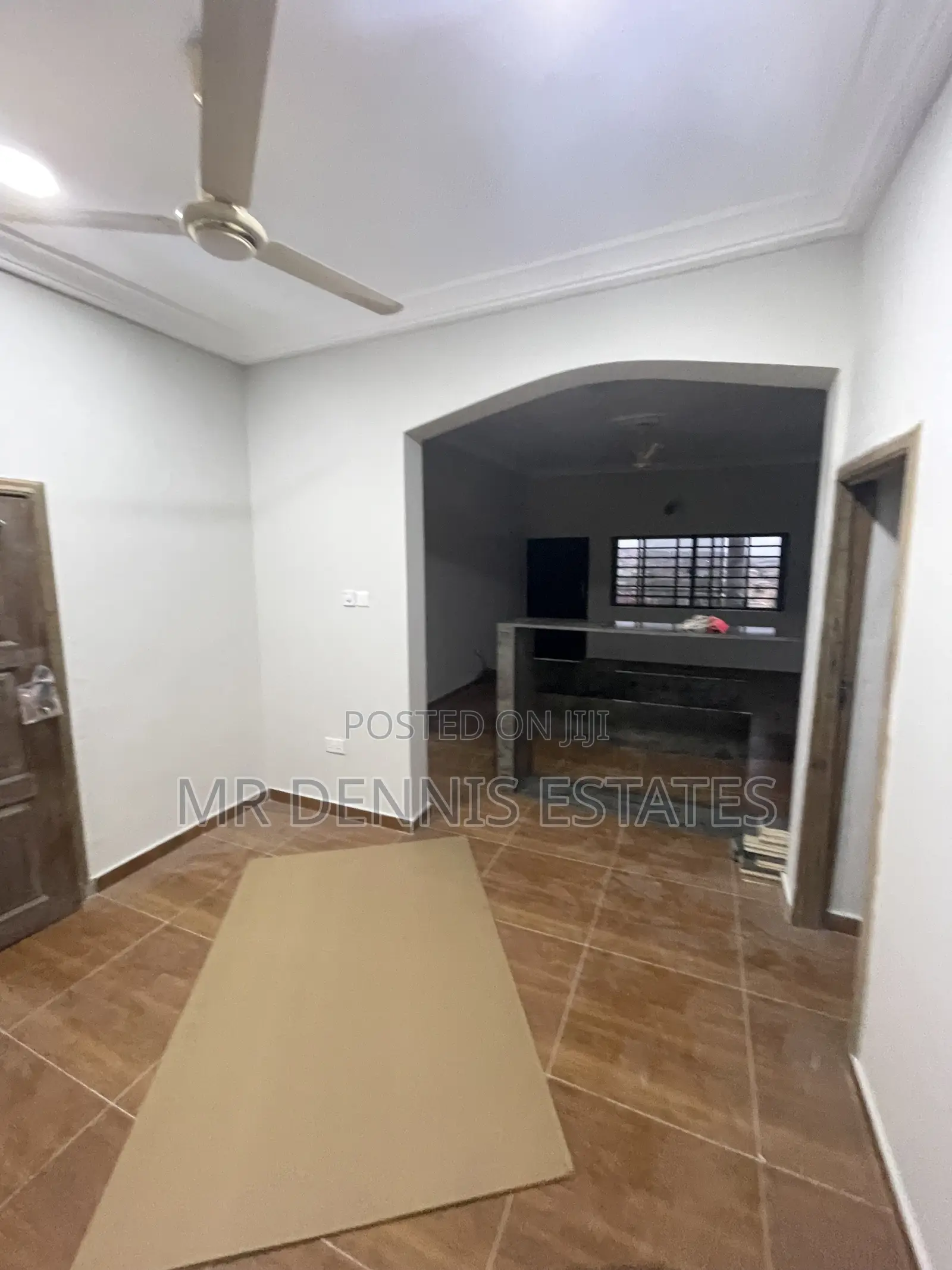 3bdrm Apartment in Westhills Mall for rent