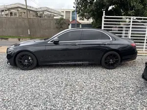 Mercedes-Benz E350 2021 Black
