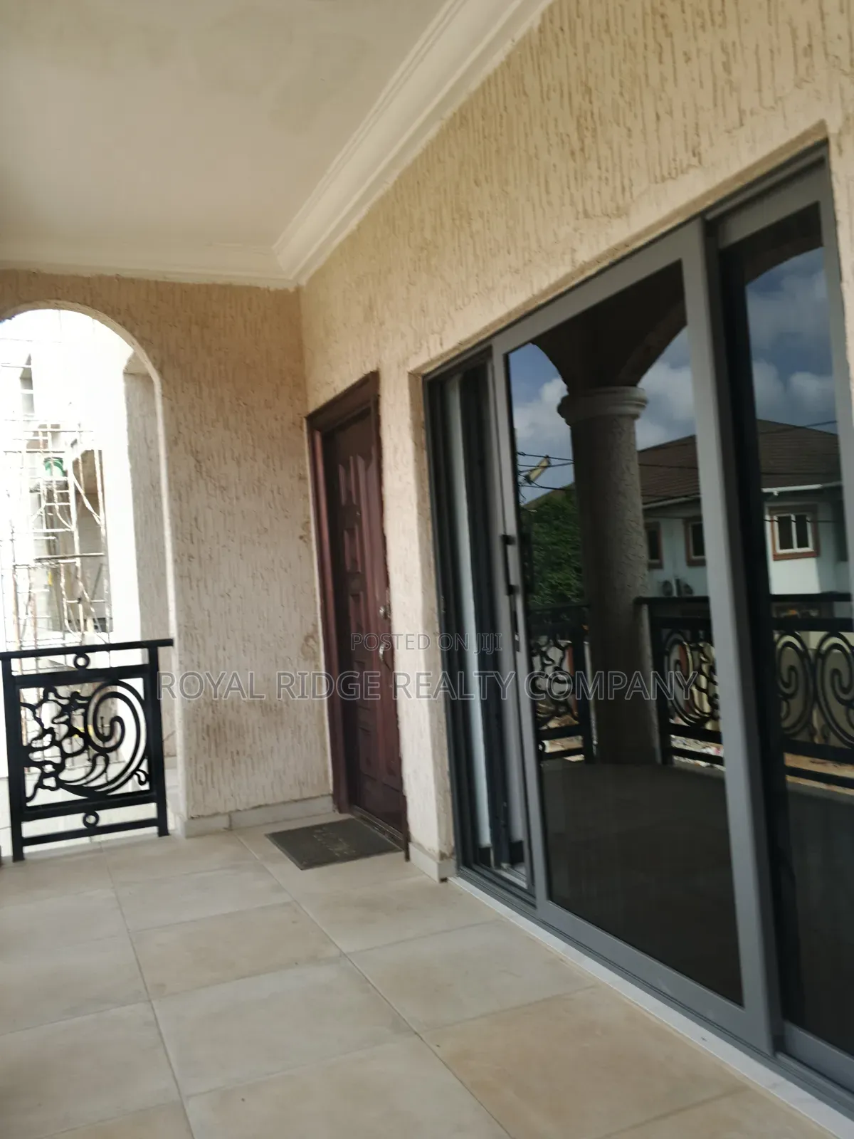 3bdrm Apartment in East Airport Close, Accra Metropolitan for rent