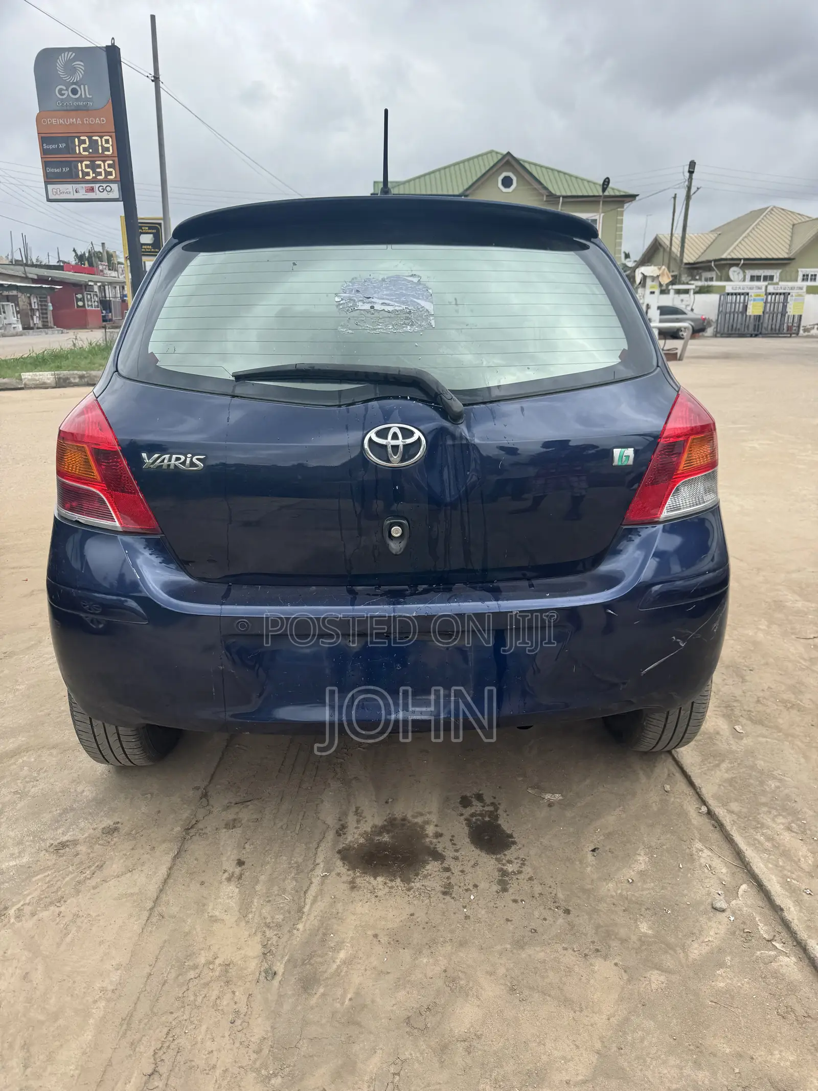 Toyota Yaris Base Hatchback 5dr 2010 Blue