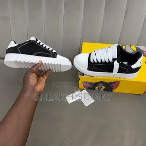 Numeries Atelier Lunar Trainer