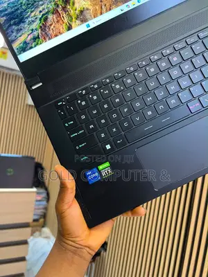 Laptop MSI 16GB Intel Core i7 SSD 512GB