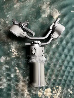 Dji Rs4 Mini With Free Briefcase Handle