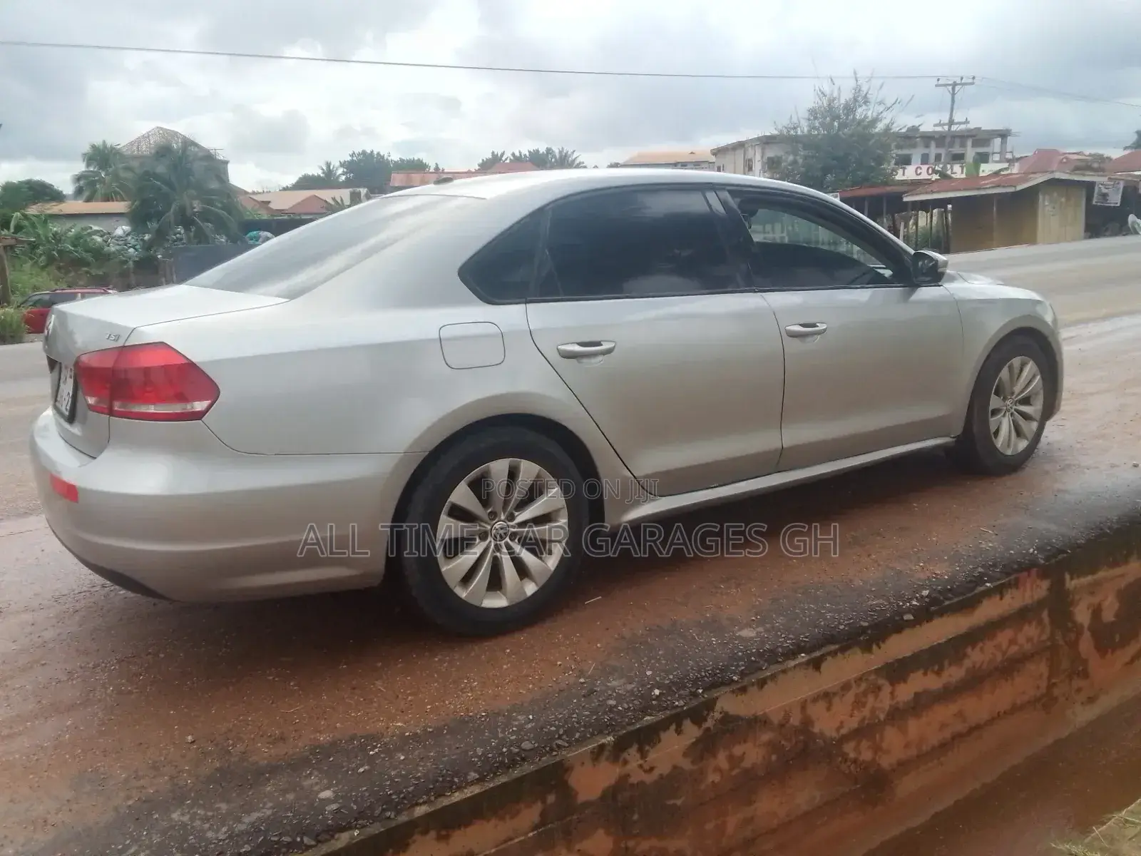 Volkswagen Passat 2021 Silver