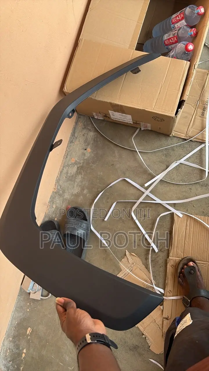 2019-2024 Toyota Rav4 Fender Moulding