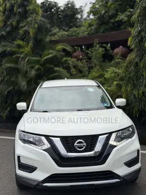 Nissan Rogue S AWD 2017 White