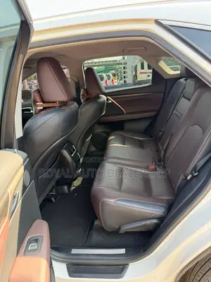 Toyota Camry SE 4dr Sedan (2.5L 4cyl 6A) 2012 Gray